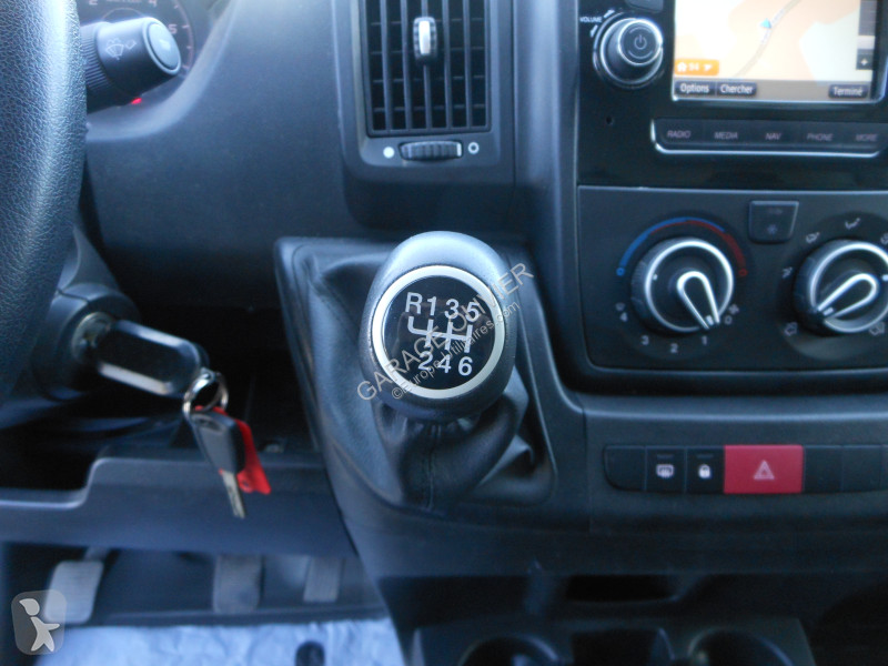 Véhicule utilitaire Citroën 35 L2H2 2.0 Bluehdi...
