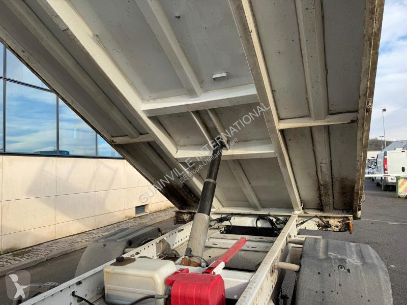 Veicolo commerciale Renault 2.3 DCI 150