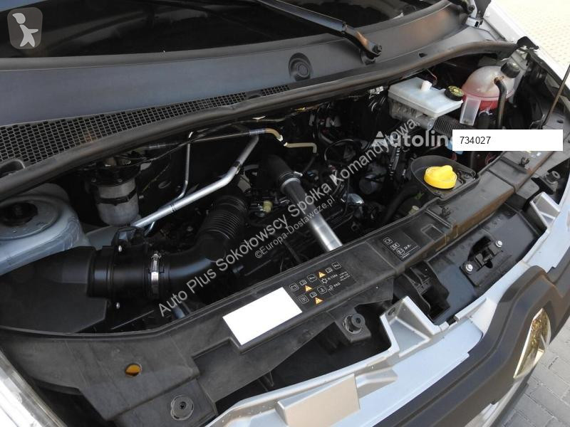 Véhicule utilitaire Renault MASTER FURGON...