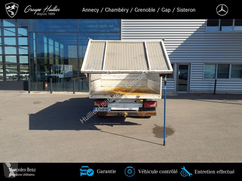Véhicule utilitaire Mercedes 514 CDI 37 benne...