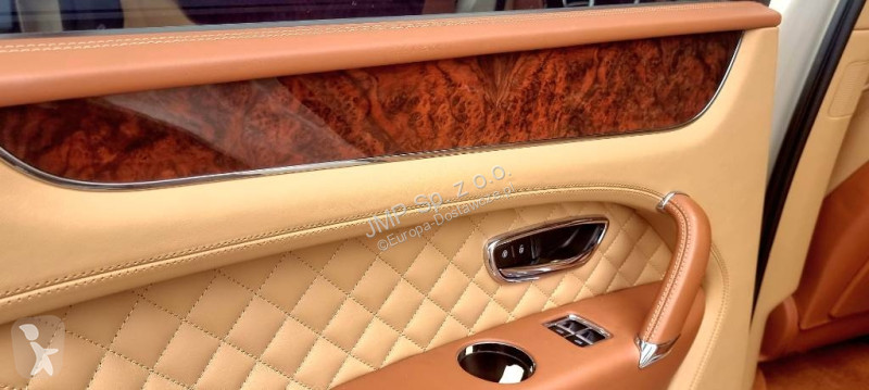 Véhicule utilitaire Bentley BENTAYGA 6.0  W12