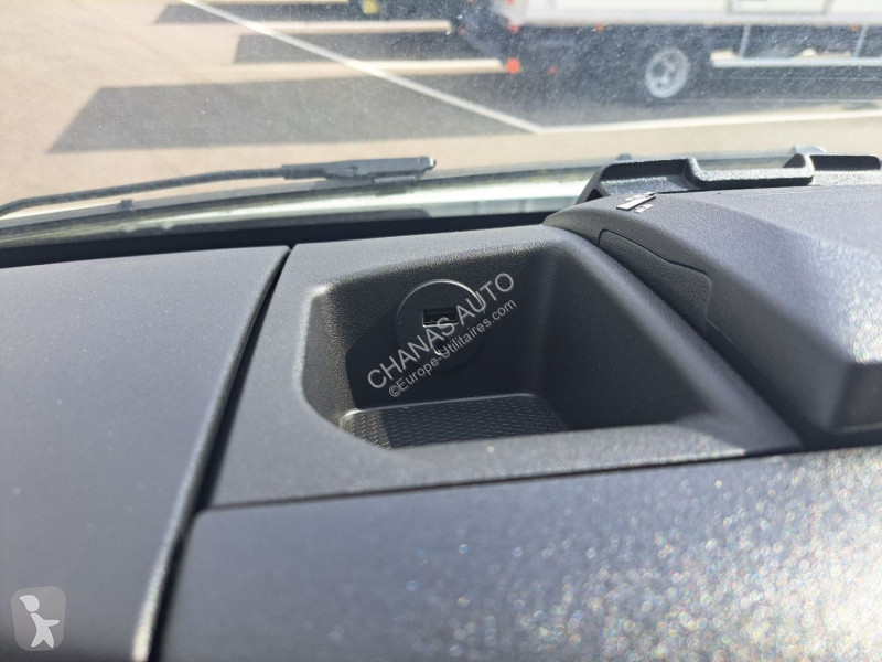 Autoutilitară Iveco 35C18 A8 180CV 3L ACIER JPM...