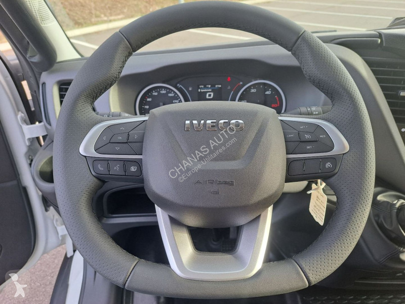 Veicolo commerciale Iveco 35C18H8 180CV 3L...