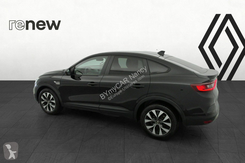 Autoutilitară Renault Arkana mild hybrid 140...