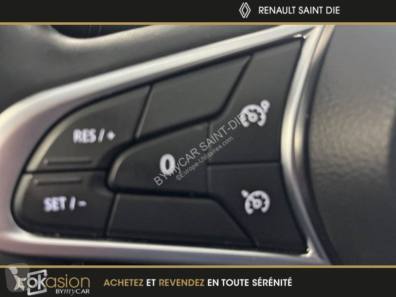Užitkové vozidlo Renault Clio E-Tech 140 - 21N