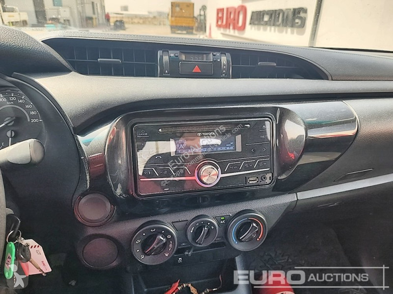 Véhicule utilitaire Toyota Hilux