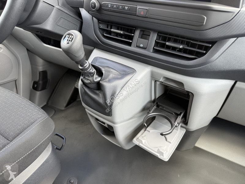 Furgoneta Ford 2.0 TDCI 136pk L2H1 Dubbele...