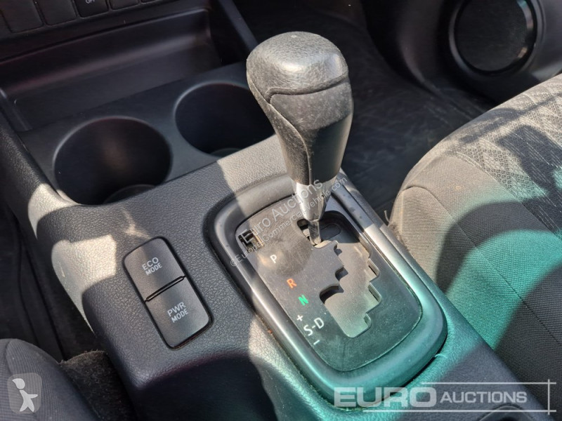 Véhicule utilitaire Toyota Hilux