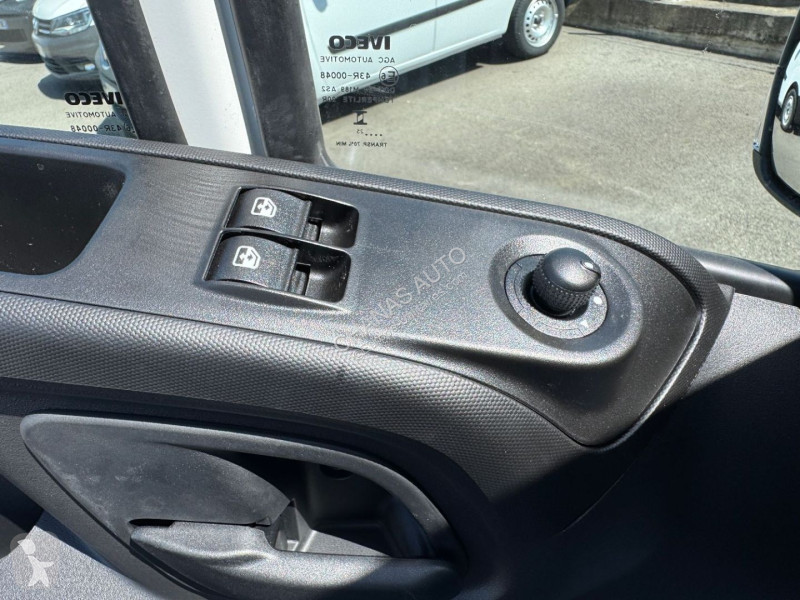 Autoutilitară Iveco 35C18 A8 180CV 3L 30M3