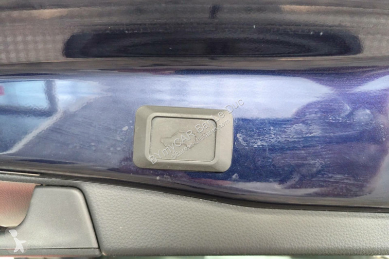Veicolo commerciale Toyota RAV4 Hybride 218 ch 2WD