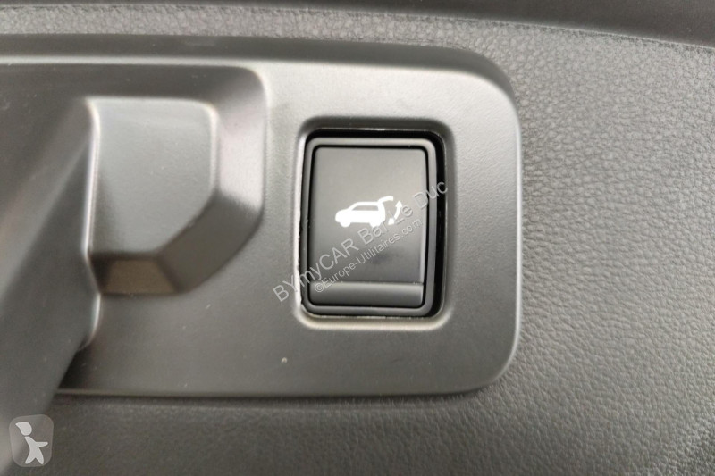 Autoutilitară Renault Rafale E-Tech full hybrid...