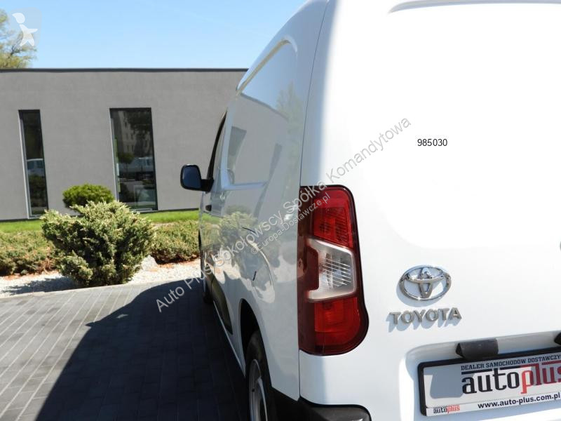 Užitkové vozidlo Toyota CITY  FURGON CHŁODNIA...