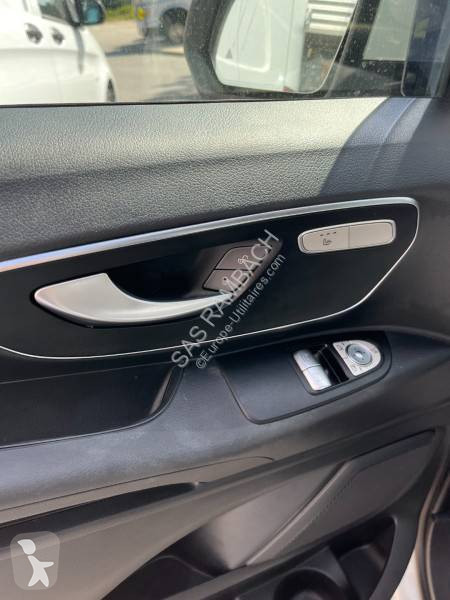 Furgoneta Mercedes