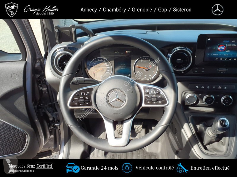 Véhicule utilitaire Mercedes 112 CDI Fourgon...