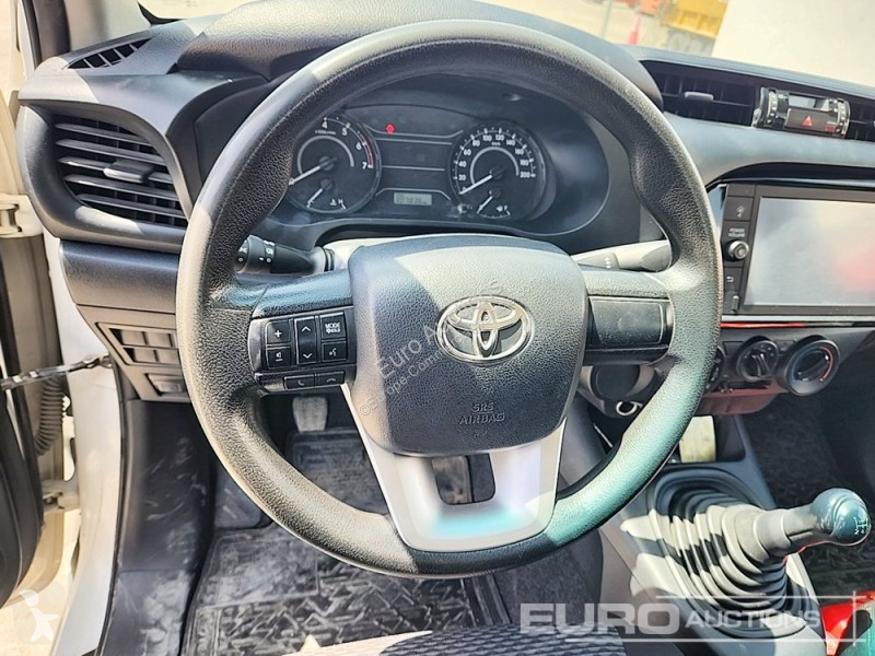Véhicule utilitaire Toyota Hilux