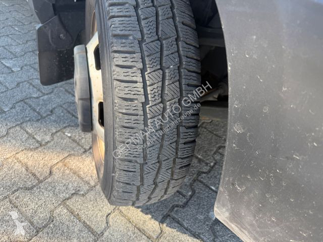 Nyttofordon Iveco 35C16 Koffer Ladebordwand 500kg