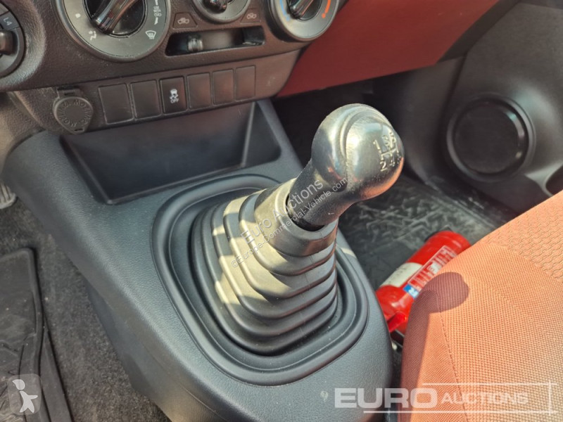 Véhicule utilitaire Toyota Hilux