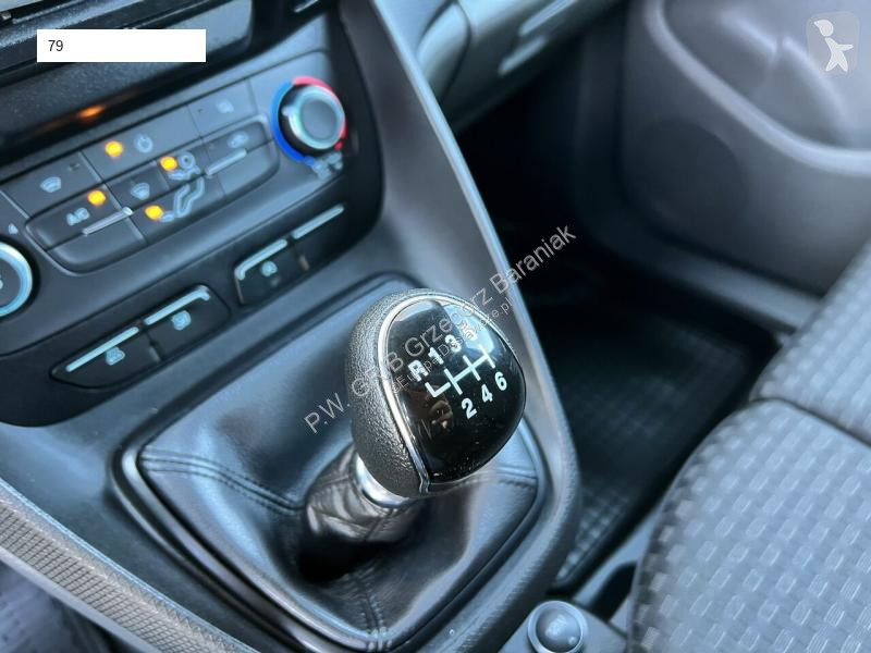 Furgoneta Ford