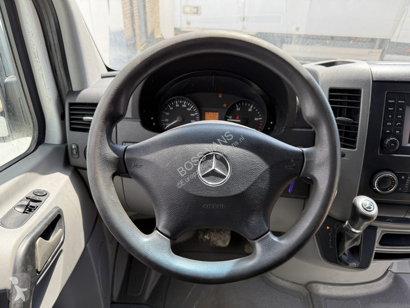 Veículo utilitário Mercedes 211 2.2 CDI...