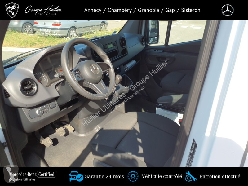 Véhicule utilitaire Mercedes 514 CDI 43 double...