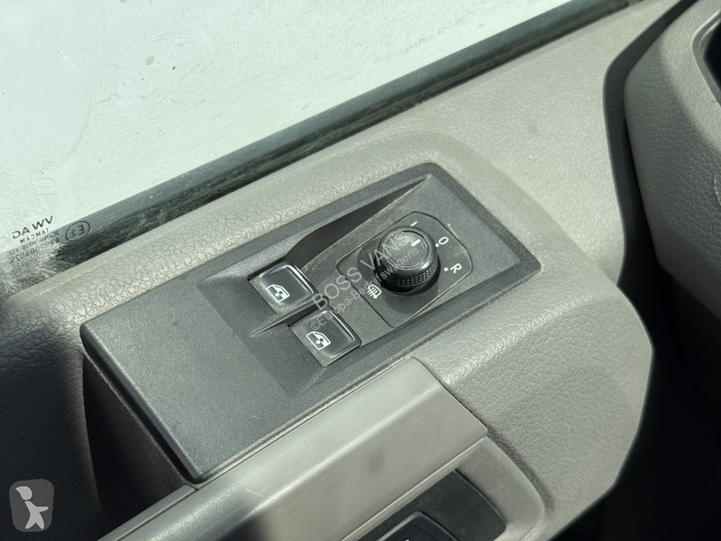 Autoutilitară Volkswagen 2.0 TDI 102PK Open...