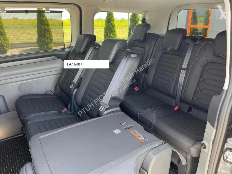 Véhicule utilitaire Ford TOURNEO CUSTOM...