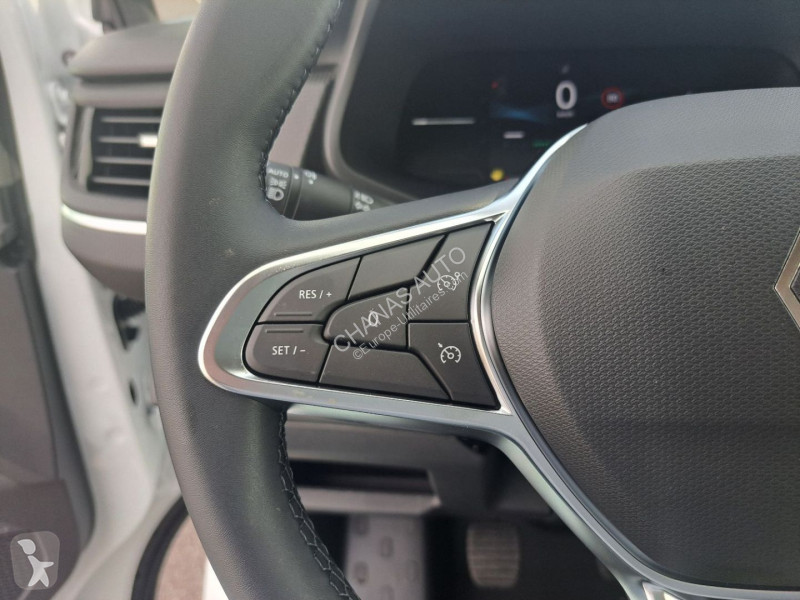 Veicolo commerciale Renault 6PL L2H1 3T BLUE...