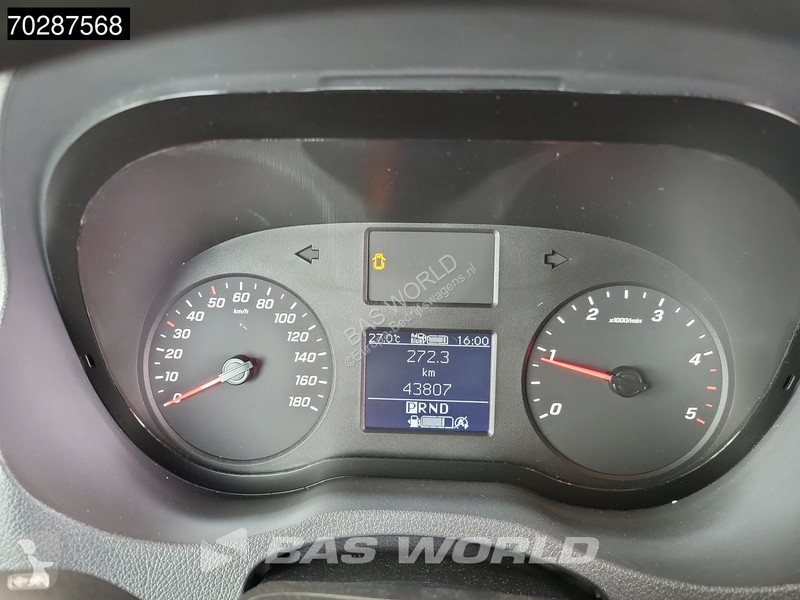 Užitkové vozidlo Mercedes 317 CDI Automaat L3H2...