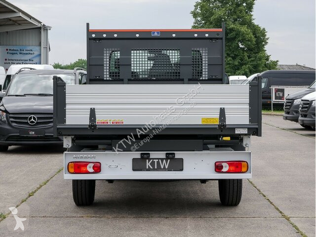 Veículo utilitário Nissan