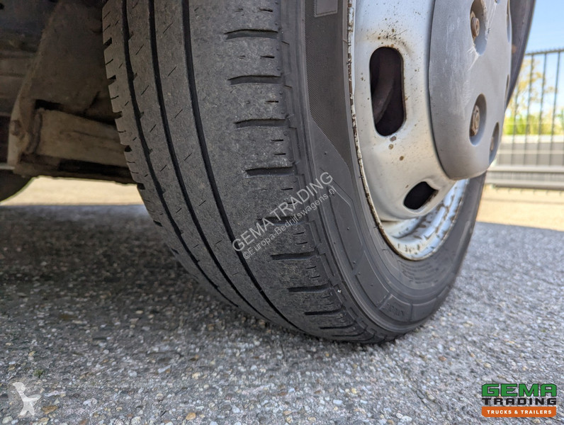 Véhicule utilitaire Iveco 4x2 Euro4 -...