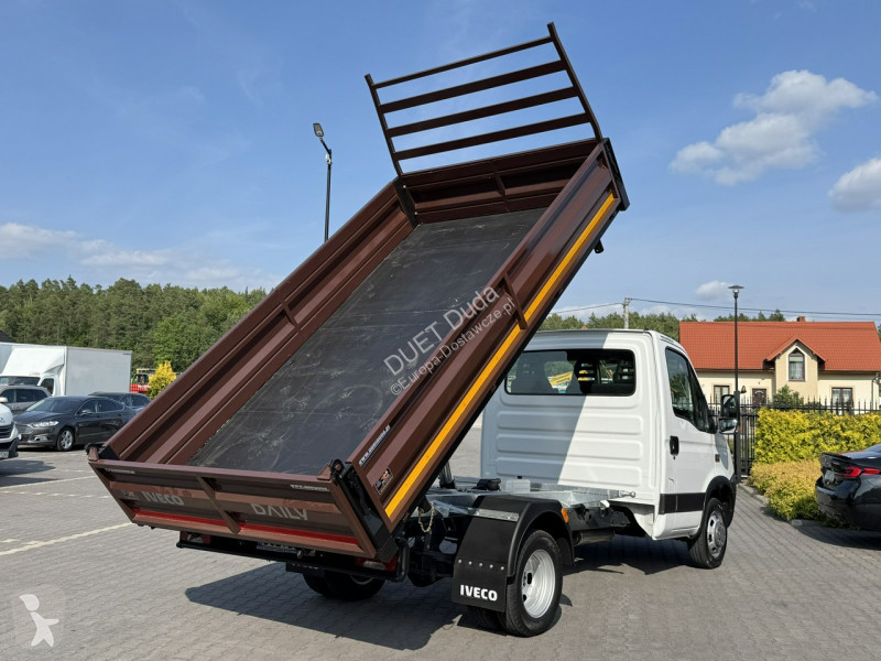 Autoutilitară Iveco 50C18 V