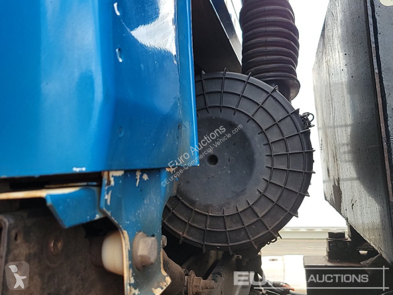 Veicolo commerciale  CF400