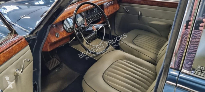 Véhicule utilitaire Jaguar