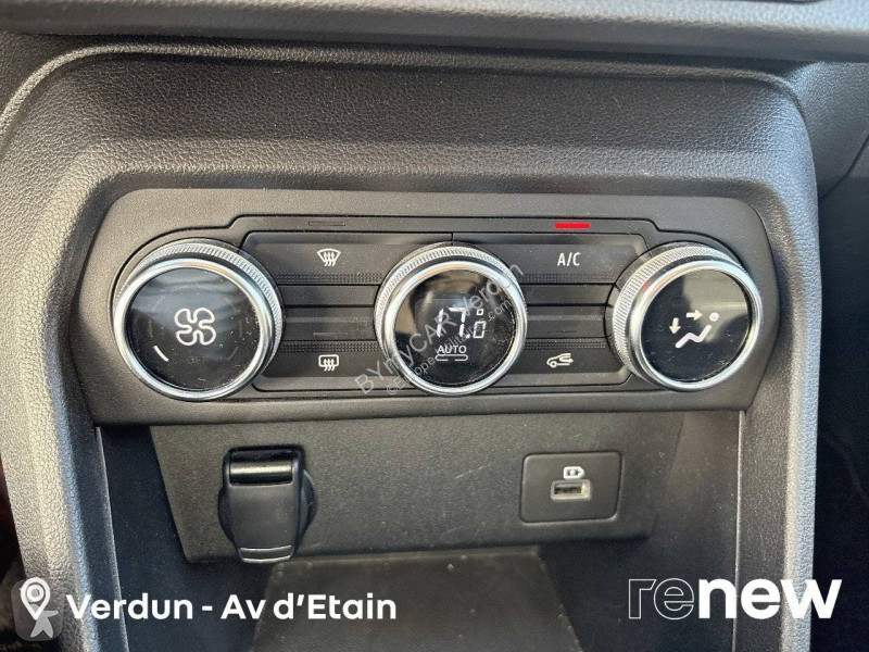 Veículo utilitário Dacia Sandero ECO-G 100 - 22