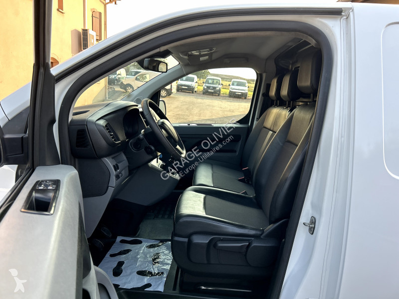 Užitkové vozidlo Peugeot 1.5 Bluehdi 100 Premium