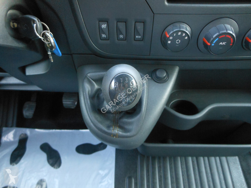 Veicolo commerciale Renault F3500 L2H2 2.3 dci...