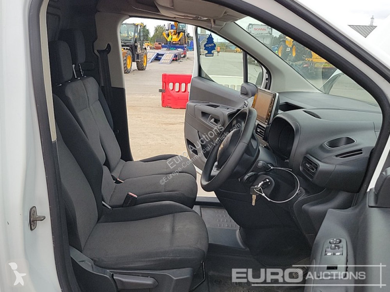Veicolo commerciale  Berlingo 650