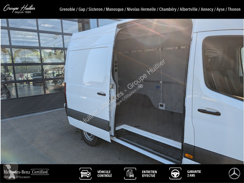 Autoutilitară Mercedes 317 CDI 37 S - 3T5 BVA...
