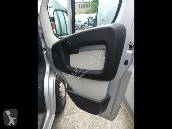 Autoutilitară Peugeot