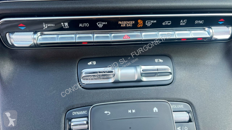 Veicolo commerciale Mercedes 300 d Avantgarde...