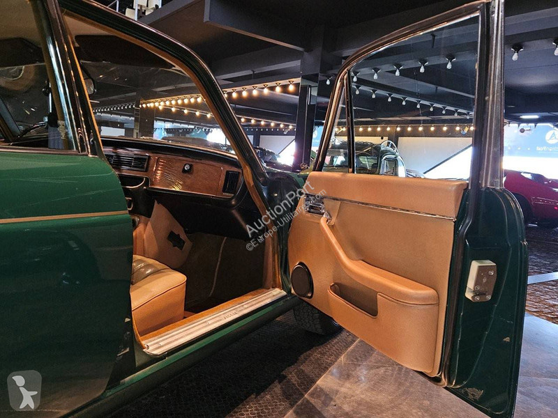 Véhicule utilitaire Jaguar (series II) 4.2...