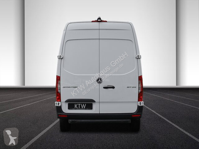 Autoutilitară Mercedes 317 CDI...