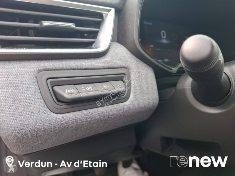 Veículo utilitário Renault Clio TCe 90