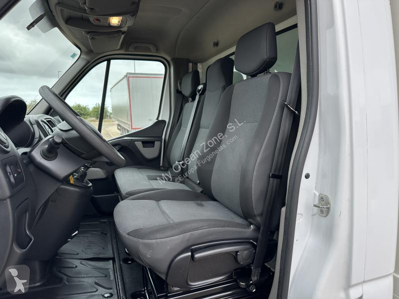 عربة نفعية Renault 2.3 DCI 150