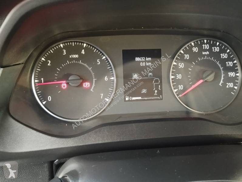 عربة نفعية Renault