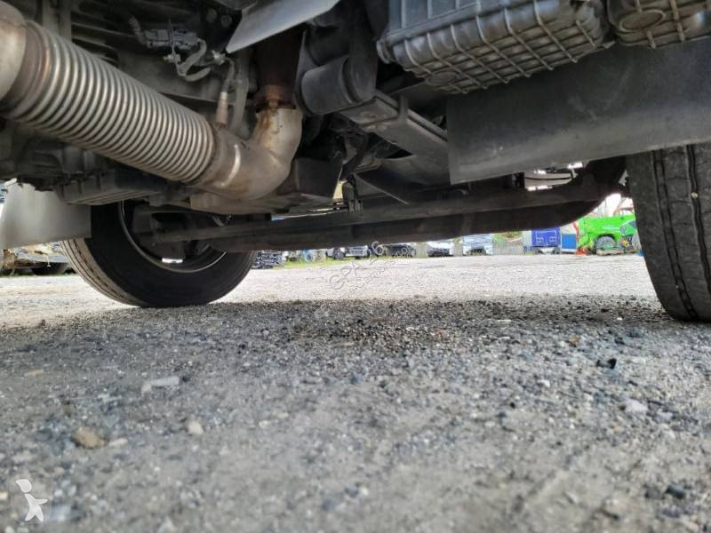 Samochód dostawczy Fuso