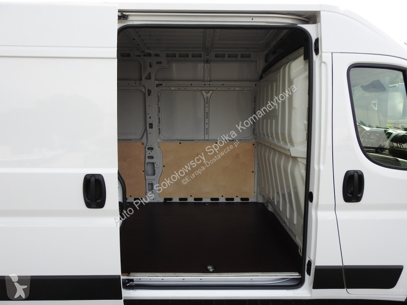 Samochód dostawczy Opel  MOVANO