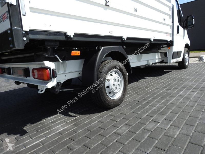 Samochód dostawczy Peugeot  BOXER