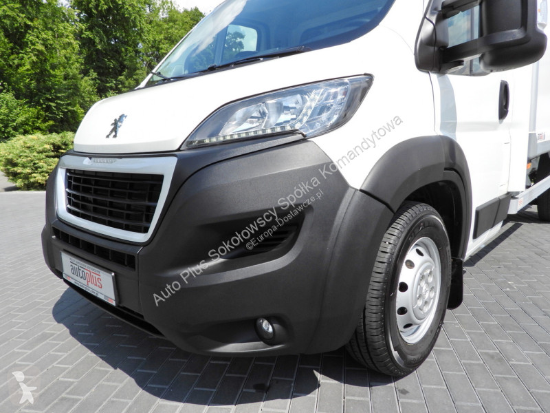 Samochód dostawczy Peugeot  BOXER