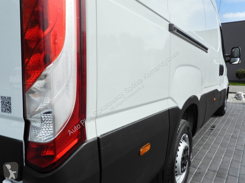 Furgoneta Iveco 35S14 DAILY